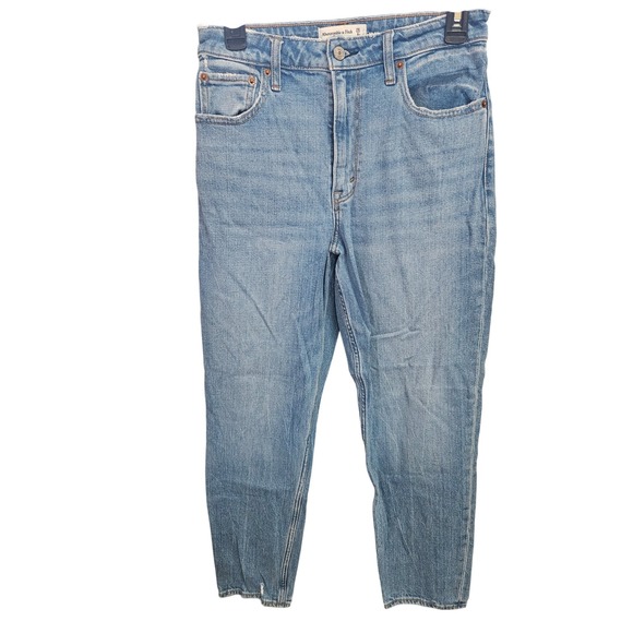 Abercrombie & Fitch The Mom High Rise Curve Love Light Wash Jeans 28 / 6R - Picture 1 of 3